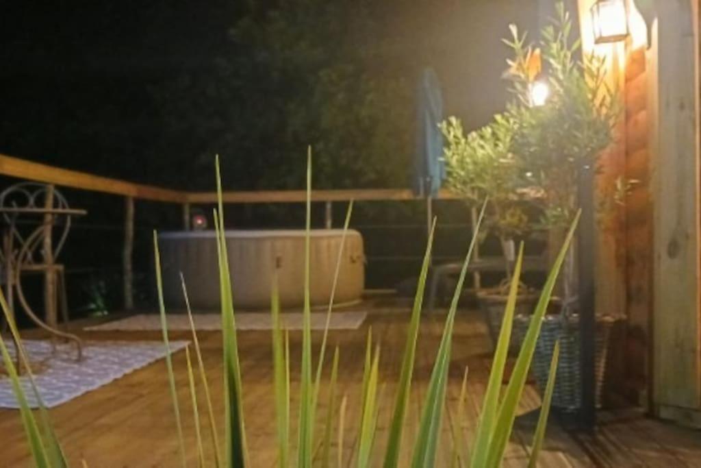 Insolite Kota Avec Spa Et Demi Bt De Champagne Offerte Ruch Exterior photo